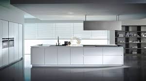 Ce qui est au goût du jour en ce moment dans le monde des cuisines est différent de ce qui l'était il y aucun angle ni courbe ne seront tolérés. Nos Modeles De Cuisine Moderne Fabrication Italienne Optimal Annecy