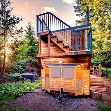Tiny House Roof Deck It Was Hard For Us To Find Any Other Tiny Houses Out There With A Walkable Roof Deck When Tiny House Towns Off Grid Tiny House Tiny