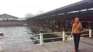 I was taken there for a business. Indahnya Restoran Jetski Cafe Pantai Mutiara Jakarta Tribun Timur