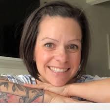 Dena Poole's Instagram, Twitter & Facebook