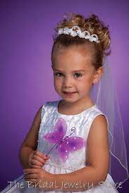 Flower Girl Hairstyles For Weddings Wedding Flowers Flower Girl Hairstyles Flower Girl Hair Accessories Flower Girl Hairstyles Updo