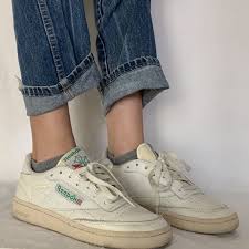 Cream Reebok Club C Vintage Sneaker In Almost Perfect For Depop Sneakers Cream Reebok Club C Vintage Sneaker Tasarim Ayakkabilar Moda Stilleri Ayakkabilar