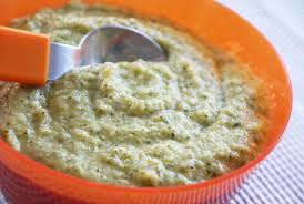 Puree De Brocolis A La Douceur De La Vache Qui Rit Une Recette De Regalez Bebe Une Puree Pour Bebe Toute Douce Puree Brocolis Recette Puree Bebe Puree Bebe