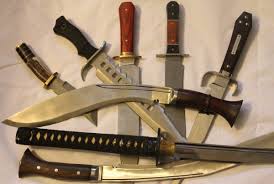 Look no further than knife depot. Bowie Knife Vs Kukri Knife What S Your Fighting Knife Gunsamerica Digest