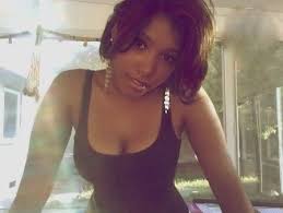 Taylor simone ledward is an american singer who is best known for being the wife of late actor and producer, chadwick boseman. Taylor Simone Ledward Wiki Age Bio Net Worth Boyfriend Hot Photos