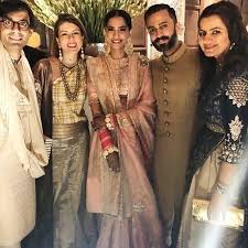 The Most Gorgeous Anamika Khanna Lehengas We Spotted On Real Brides Wedmegood Anamika khanna can make you feel like a goddess in this cream silk, floral embroidered drape. most gorgeous anamika khanna lehengas