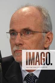 Robert Dilger während einer Pressekonferenz von REWE zum Tag der  Nachhaltigkeit in