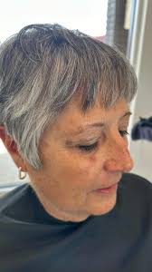 New hair growth after an intense surgery, and I had the privilege of making  her look even more spectacular than she already is for a wedding. Loved  blending and texturizing her beautiful virgin salt ...