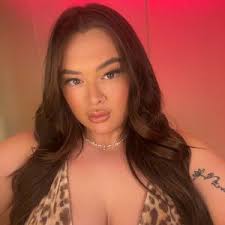 Caitlin Yip (@cjyippy)