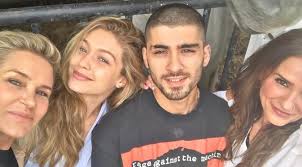 Zayn Malik Dan Gigi Hadid Sambut Aidiladha Di Saatseluruh Umat Islam Menyambut Kemeriahan Perayaan Hari Raya Aid Zayn Malik Music Competition Zayn Malik Bald