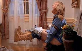 Dumb And Dumber Toilet Scene Dumb And Dumber Funny Movies Great Movies