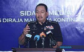 Sebaliknya, kejujuran dan amanah di tempat kerja akan membuatmu semakin dipercaya. Bernama Polis Sabah Jejaki Empat Individu Terlibat Dalam Kes Penipuan Dan Pecah Amanah