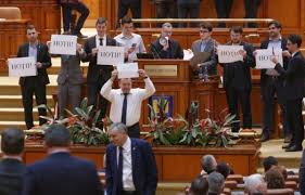 303/2004 privind statutul magistraţilor, cu modificările ulterioare, şi din legea nr. LegislaÈ›ia FundamentalÄƒ Ffw DeputaÈ›ii Au Adoptat Pe Articole ModificÄƒrile La Statutul MagistraÈ›ilor Cursdeguvernare Ro Cursdeguvernare Ro