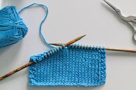 Explore these online skillshare classes that teach about a wide variety of techniques, tools, and topics to take your knitting skills to the next level. Learn To Knit Free Step By Step Tutorials For Beginners Videos