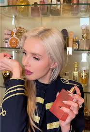 Romance Reverie Perfume France