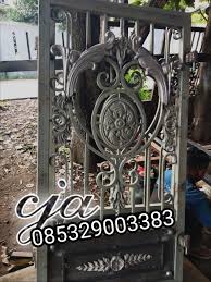 Accessories besi tempa, agen besi tempa, aksesoris besi tempa, alat besi tempa, aplikasi besi tempa, aquarium besi tempa, ayunan besi mengerjakan pekerjaan besi tempa klasik dengan desain khusus ornamen alluminium klasik menerima pesanan khusus mengutamakan kwalitas dan. Ornamen Besi Tempa Klasik Ornamen Pagar Besi Tempa Pagar Besi Tempa Jakarta Pagar Tempa Jakarta Pagar Klasik Besi Tempa Pagar Klasik Besi Tempa Rumah Mewah Pagar Besi Pagar Tempa Mewah Pagar Besi Rumah