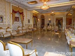 For something completely different and unexpected, we visited istana negara, which is the malaysian national palace. Royal Museum Muzium Diraja Istana Negara Lama From Emily To You