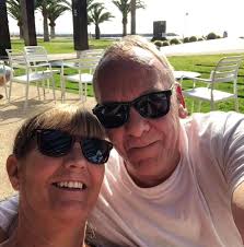 Well I contemplating selling my freelander 2 and moving to a mini all4  countryman. Better height for both the wife and the dog and of course me.  I'm thinking ahead and probably