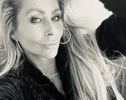 Cheryl Blackham's Instagram, Twitter & Facebook