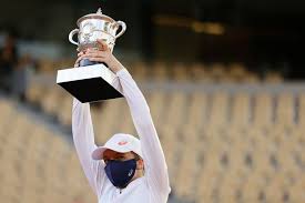 00:03:22, 27 görüntülenme, 13 saat önce. Profil Iga Swiatek Petenis 19 Tahun Yang Jadi Juara Tunggal Putri French Open 2020 Halaman All Kompas Com