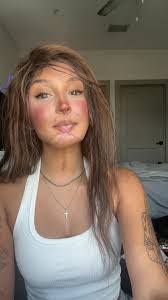 Jazmin Bennett's Instagram, Twitter & Facebook