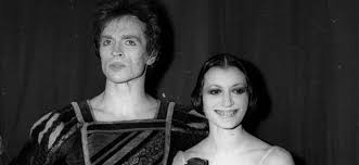 Stava male da diversi giorni ma, a quanto si apprende. Giselle Di Leonid Lavrovsky Con Carla Fracci E Rudolf Nureyev Stratagemmi Prospettive Teatrali