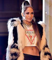 J.Lo goes back to her Fly Girl roots, internet freaks out