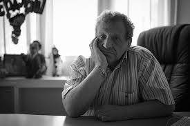 В 1968 году окончил калининградский. Umer Osnovatel Eralasha Boris Grachevskij Gazeta Uz