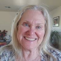 Robin Tierney's Instagram, Twitter & Facebook