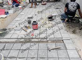 Adapula jenis batu alam yang cocok untuk teras rumah adalah batu alam candi. Batu Alam Untuk Lantai Teras Garasi Carport Rumah Startseite Facebook