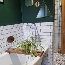 Gray doesn't have to be a background color. Ideas For Gorgeous Green Bathrooms