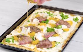 Fettine di carne di manzo. Involtini Di Carne Con Formaggio Di Capra E Cavolfiore Al Forno