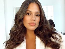 Here's how you can blow dry your hair at home! 6 Tips To Make Your At Home Blow Out Look Professional Who What Wear