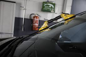 The windshield repair kit removes air from the break, fills it with durable resin and makes it even stronger than before. The Dangers Of Diy Windshield Repair Kits Allstar Glass Corporation