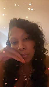 Heyyy there looking for friends 😚