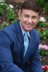 Paul Lacourse's Instagram, Twitter & Facebook