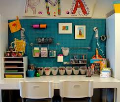 10 Rangements De Bureau Originaux A Faire Soi Meme Deco Chambre Enfant Rangement Mural Idee Rangement