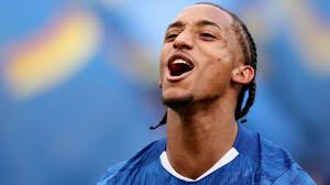 João Pedro diz que é predestinado e desconversa sobre seleção brasileira:  'Ancelotti que decide quem leva'