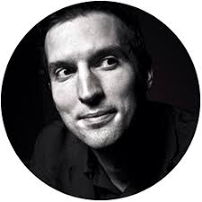 8 grandes figures du design nous parlent… d'un simple cube !