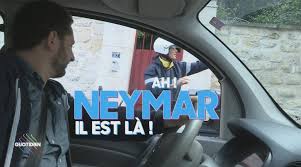 Quotidien On Twitter En Cherchant La Maison De Neymar A Bougival Azzahmedchaouch Est Tombe Sur Son Facteur Quotidien