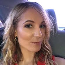 She also soon takes on an entirely. Joanne Froggatt Stuns As Part Of The Itv Liar Cast From Her Age To Her Coronation Street Role Here Are Four Things You Need To Know About The Laura Neilson Star