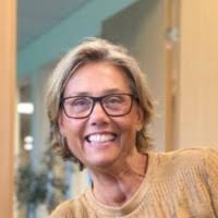 20+ "Christina Holstein" profiles