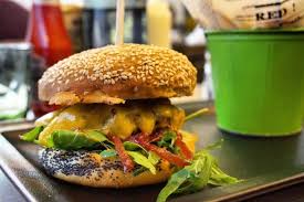 Le Butcher Paris Halal Burger Joint Near Champs Elysees Et Food Voyage Halal Burgers Paris Food Restaurants Burger Joints