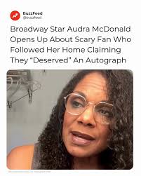 Marisa Tomei, Elizabeth Berkley, and Tara Reid all auditioned to play the  role of Penny. Link in bio 👀