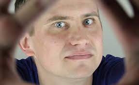 Colin Bowles '15 (Communications) Finds a Home in the Second City