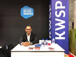 Walaupun demikian, kwsp juga mempunyai kelebihan tersendiri bergantung pada tujuan pengeluaran dan perbelanjaan yang ingin dilakukan. Live Update Jom Jadi Kumpulan Wang Simpanan Pekerja Facebook