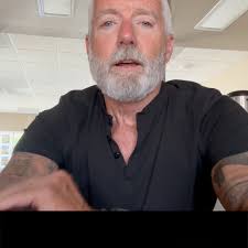 Looking for a hot springs that nice and not rundown and dirty? Kathy and I  love Crystal Crane Hot Springs just outside Burns Oregon. We did a travel  show episode