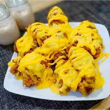 Lalu goreng sampai kecoklatan, susun diatas piring, lalu taburi parutan keju dan susu coklat. Ayam Crispy Saus Keju Frozen Shopee Indonesia