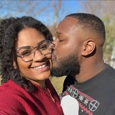 I need some help. Someone posted an event at a Church for Singles several  weeks ago and I believe it was non denominational and I marked that I was  interested, I'm pretty