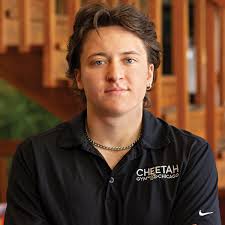 We've teamed up with our friends and neighbors at Andersonville Med Spa  (located inside Andersonville Internal Medicine) to bring Cheetah members  (and staff) special access to premium aesthetic services—designed to fit  every